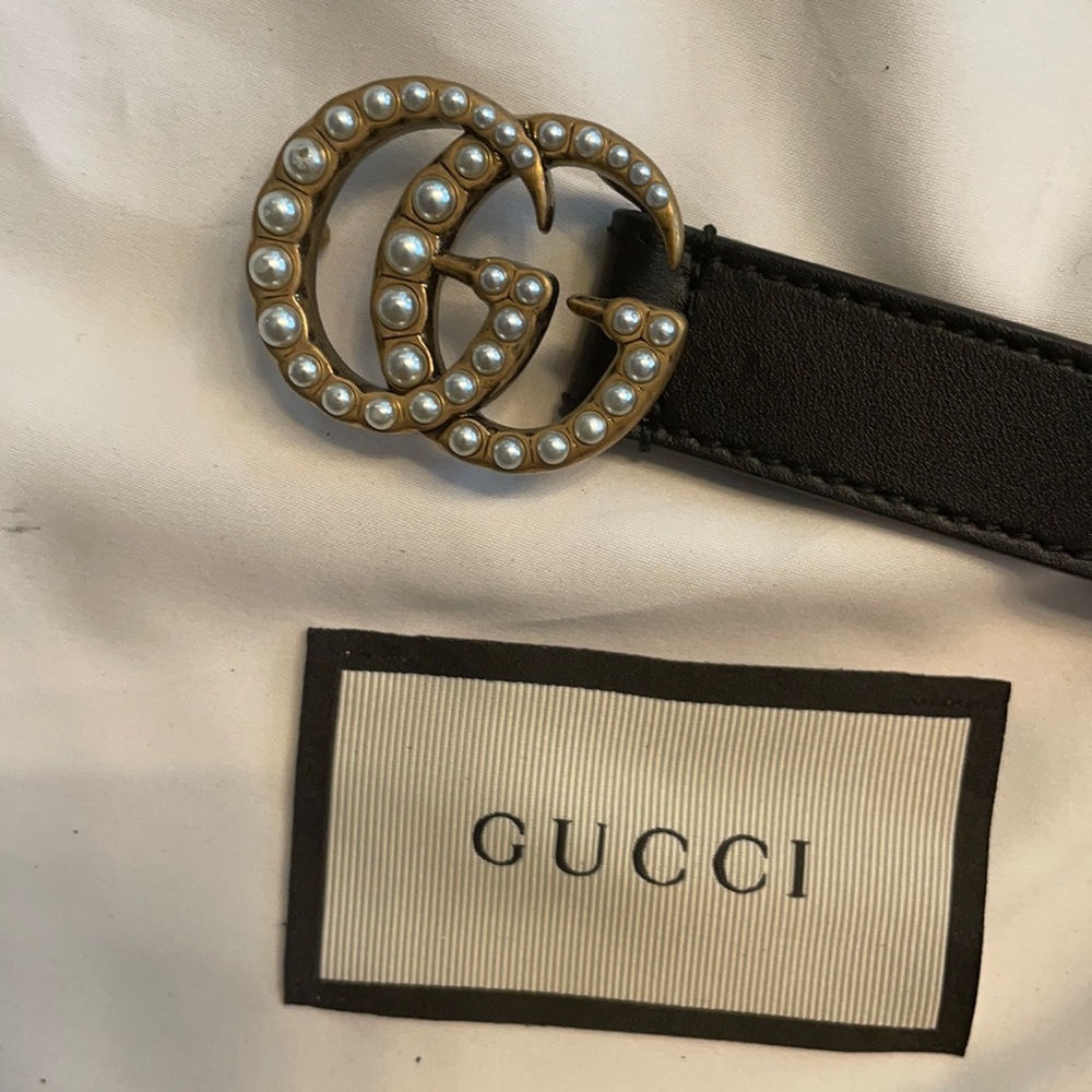 Authentic Gucci pearl GG black belt. Size 95 NWT